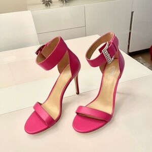 Used only once Micheal Kors pink High heels size 8.5